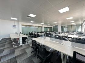 245平方创客谷创意园天河写字楼近地铁精装修办公室