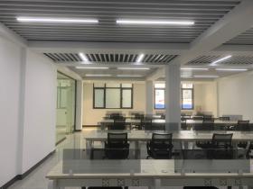 191平方天河写字楼智慧港创意园2隔间精装修办公室