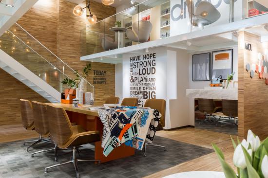 高效选址攻略!天河写字楼租赁者必读的产业园选择技巧。