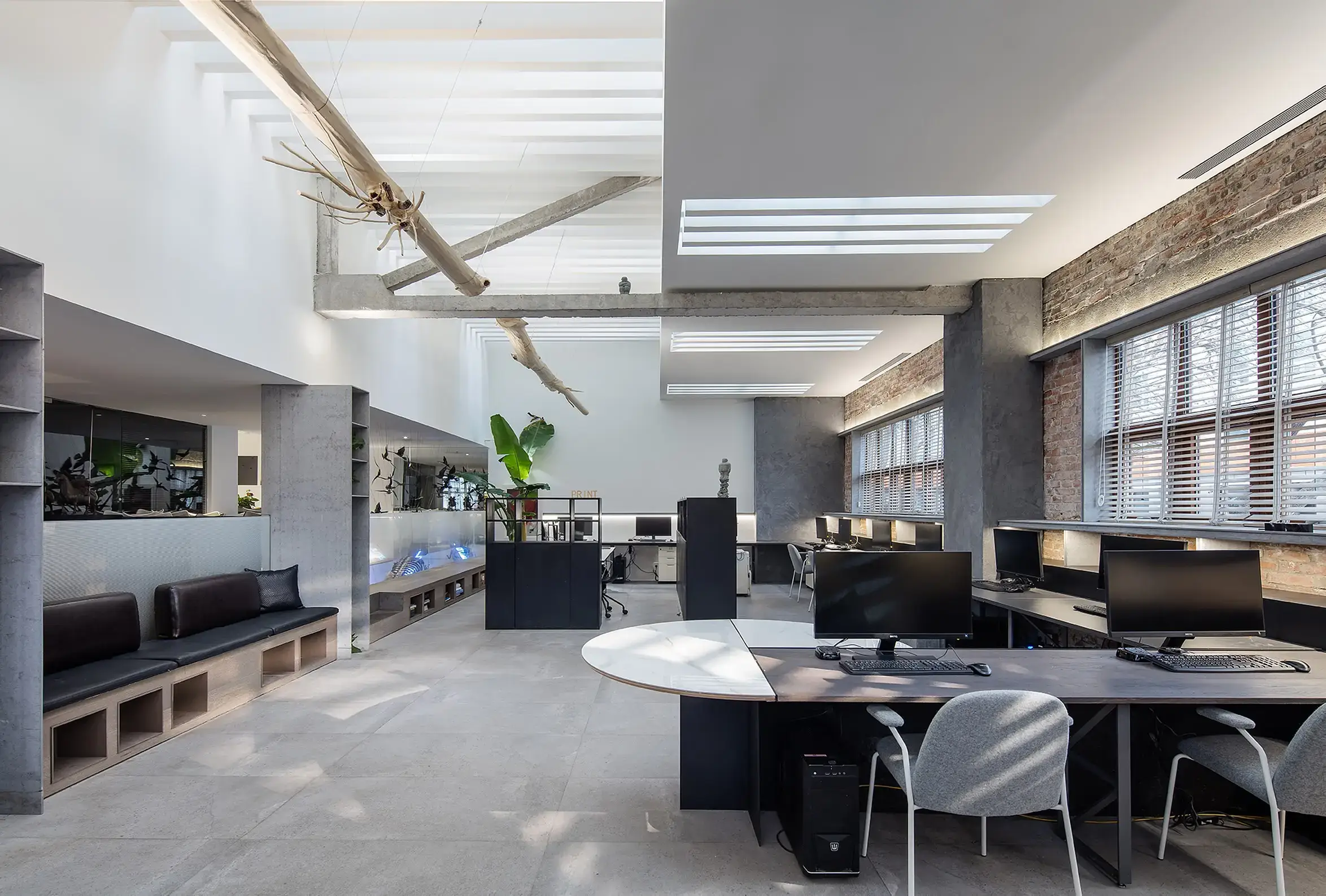 广州写字楼开放式办公室设计：多维焕新空间，赋能员工舒适办公体验